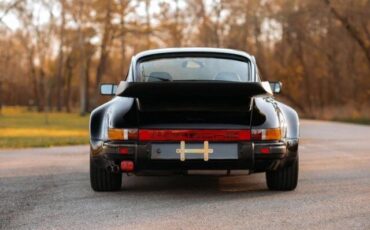 Porsche-911-Coupe-1983-Black-Black-28205-4