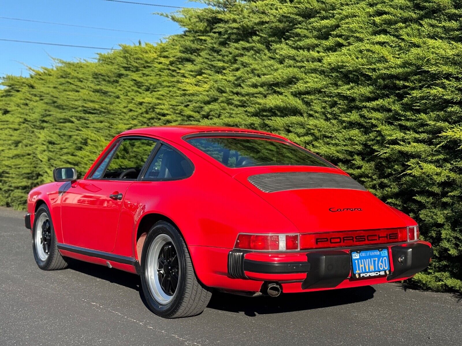 Porsche-911-Coupe-1984-308017-3