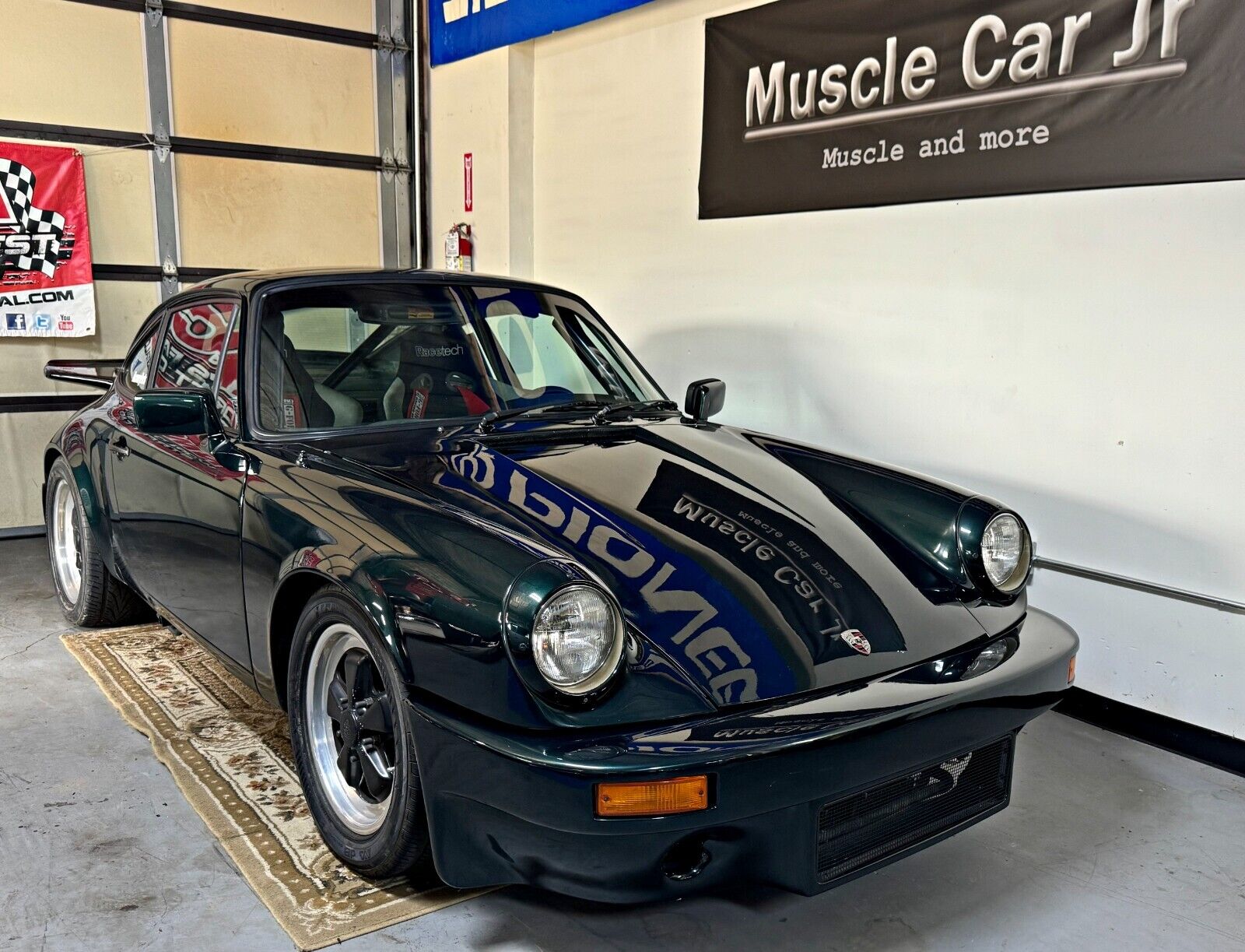 Porsche-911-Coupe-1984-Green-228366-1