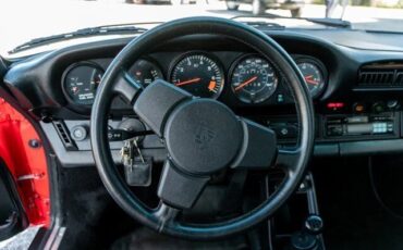 Porsche-911-Coupe-1984-Red-Black-66220-6