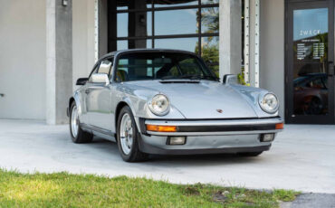 Porsche-911-Coupe-1984-Sapphire-Metallic-Blue-233498-10