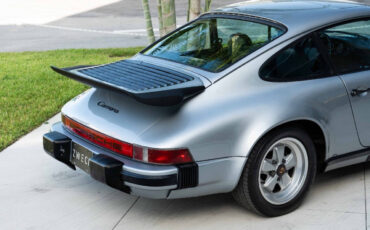 Porsche-911-Coupe-1984-Sapphire-Metallic-Blue-233498-35