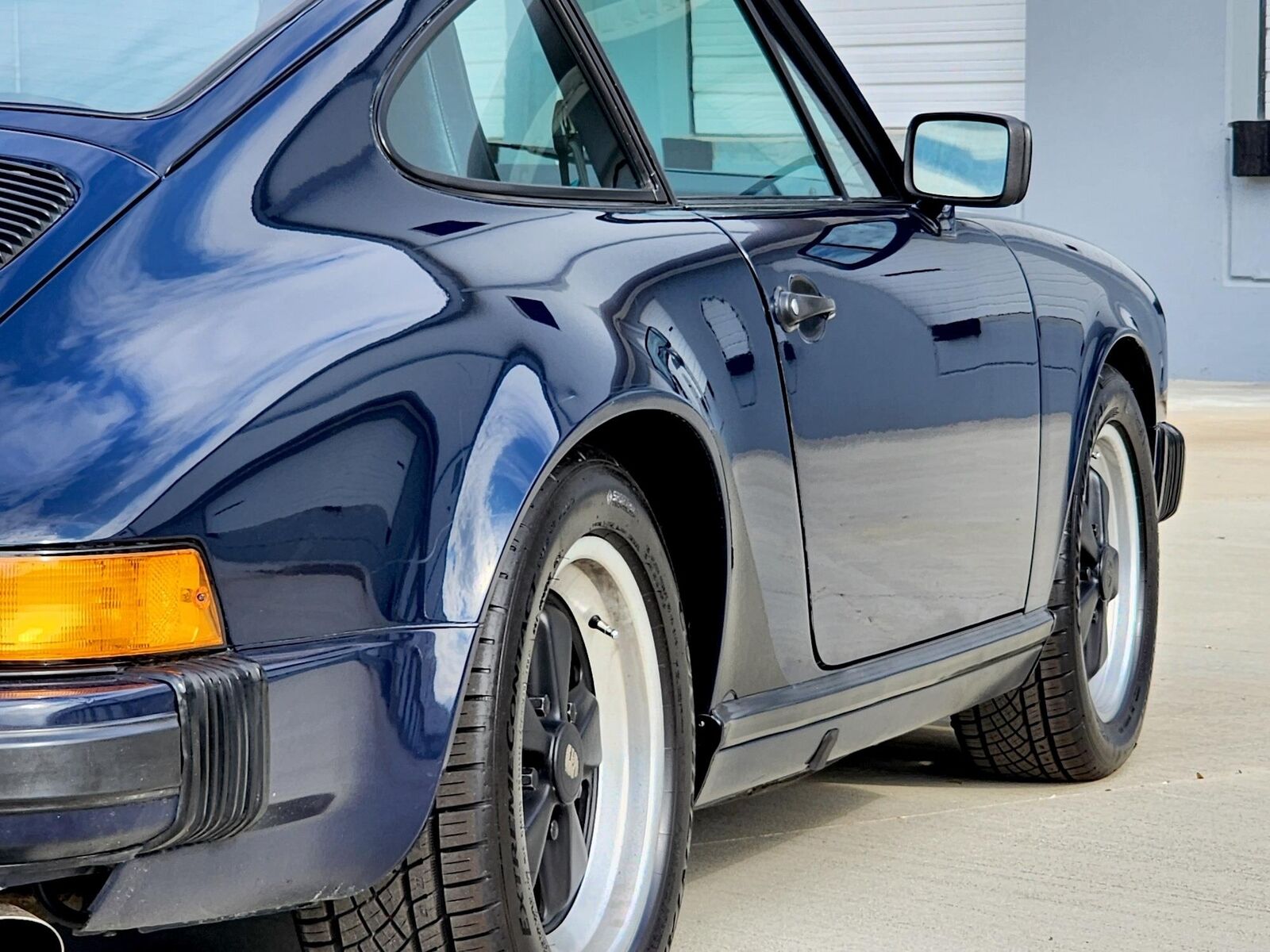 Porsche-911-Coupe-1985-Blue-Blue-296295-33