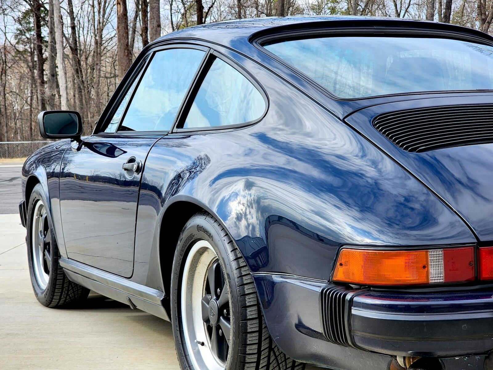 Porsche-911-Coupe-1985-Blue-Blue-296295-39