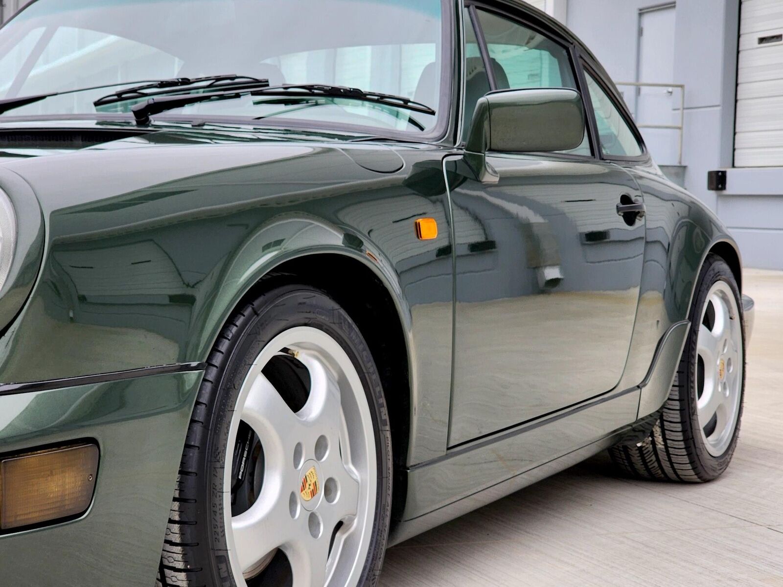 Porsche-911-Coupe-1991-Green-Green-97393-34