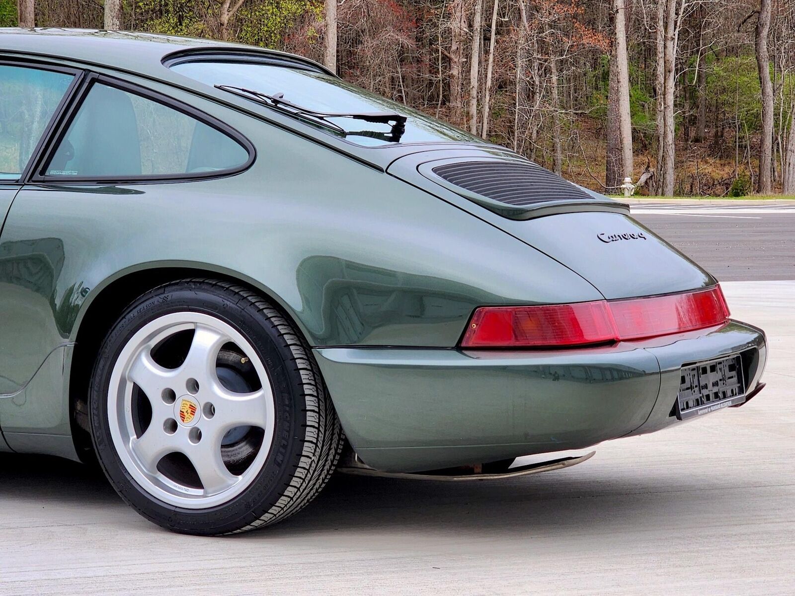 Porsche-911-Coupe-1991-Green-Green-97393-8