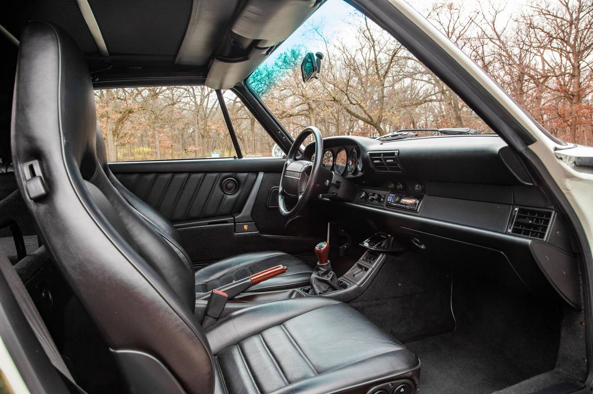 Porsche-911-carrera-speedster-1994-white-42969-10