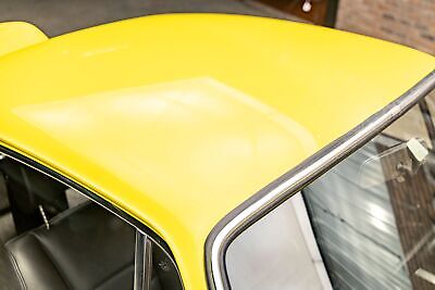 Porsche-911S-Coupe-1973-Yellow-Black-10100-21