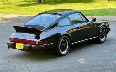 Porsche-911S-Coupe-Sunroof-1975-Black-Black-131042-10