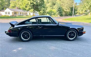 Porsche-911S-Coupe-Sunroof-1975-Black-Black-131042-11