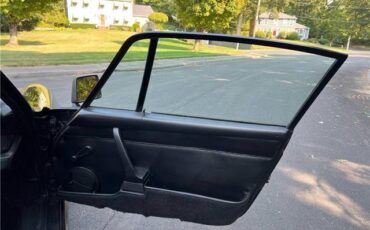 Porsche-911S-Coupe-Sunroof-1975-Black-Black-131042-20