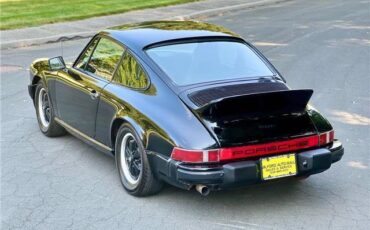 Porsche-911S-Coupe-Sunroof-1975-Black-Black-131042-8