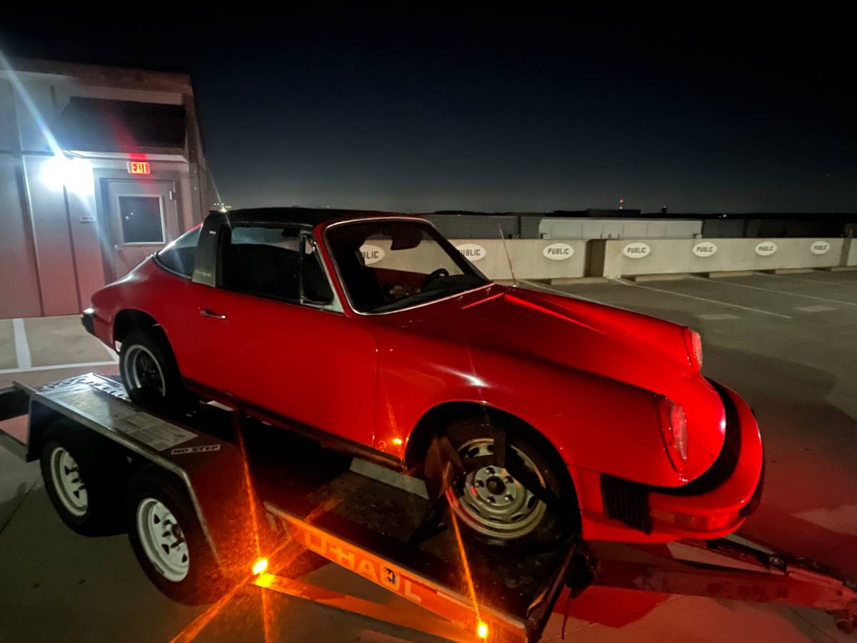 Porsche-911s-targa-convertible-1974-red-1609338-1