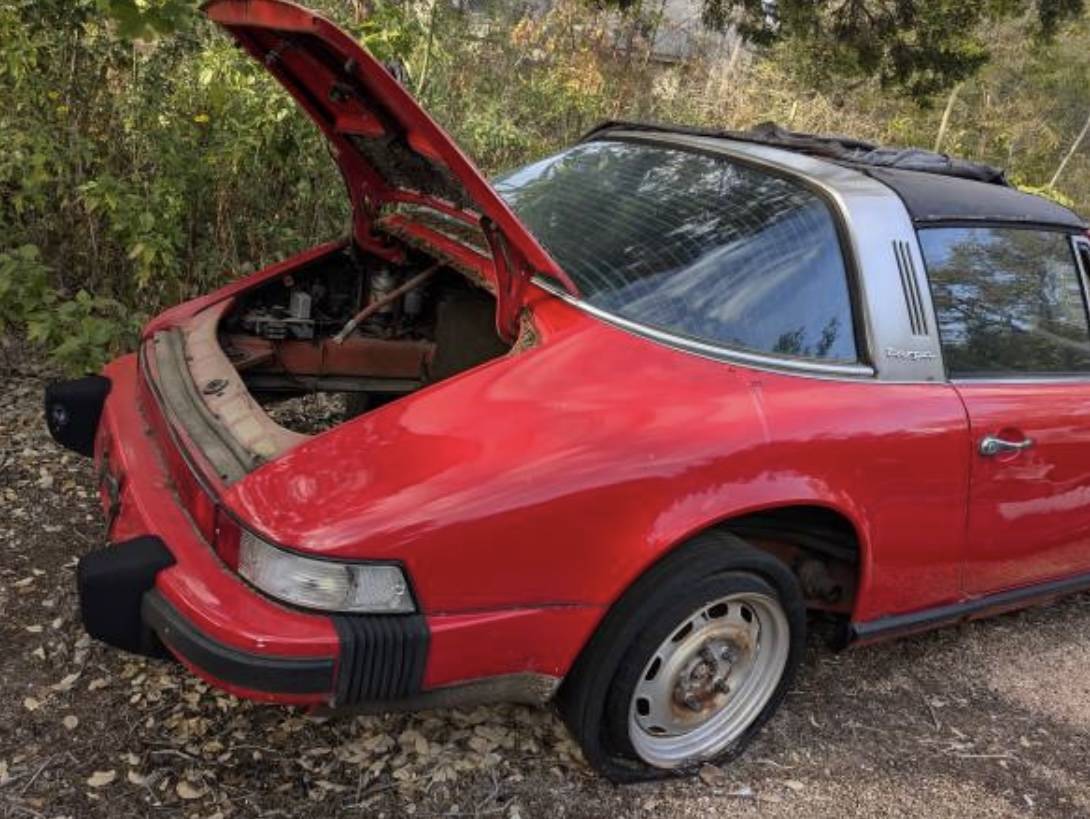 Porsche-911s-targa-convertible-1974-red-1609338-20