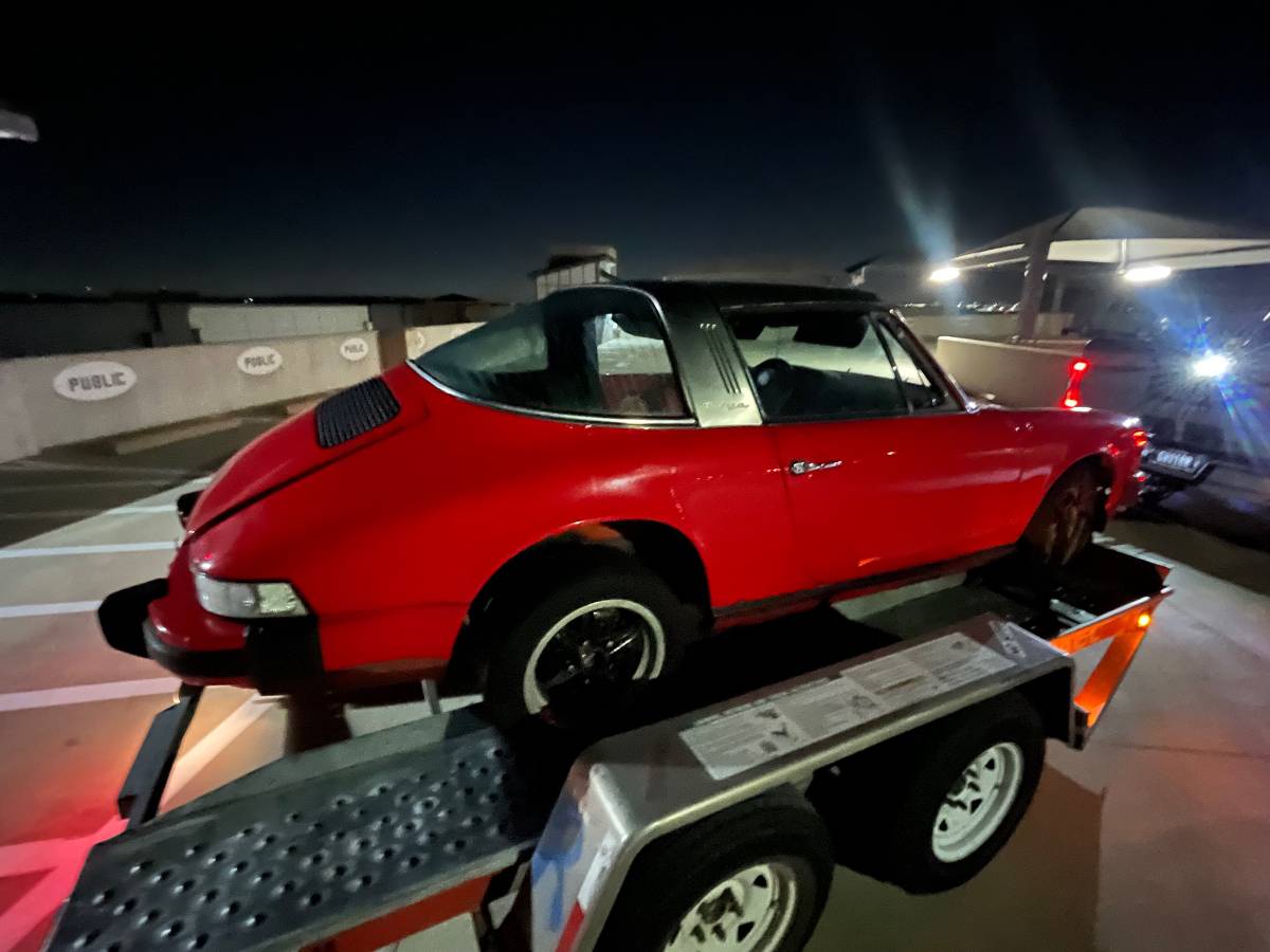 Porsche-911s-targa-convertible-1974-red-1609338