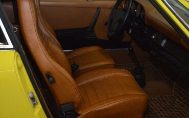 Porsche-912-1976-Yellow-278069-24