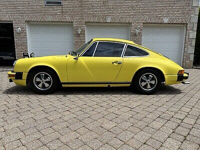 Porsche-912-1976-Yellow-278069-5