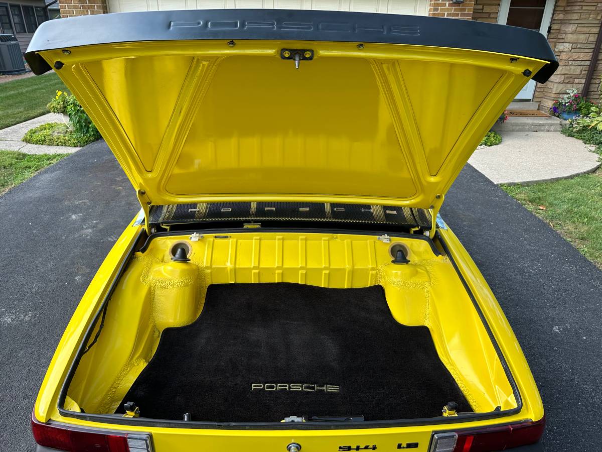 Porsche-914-1974-yellow-7918-11