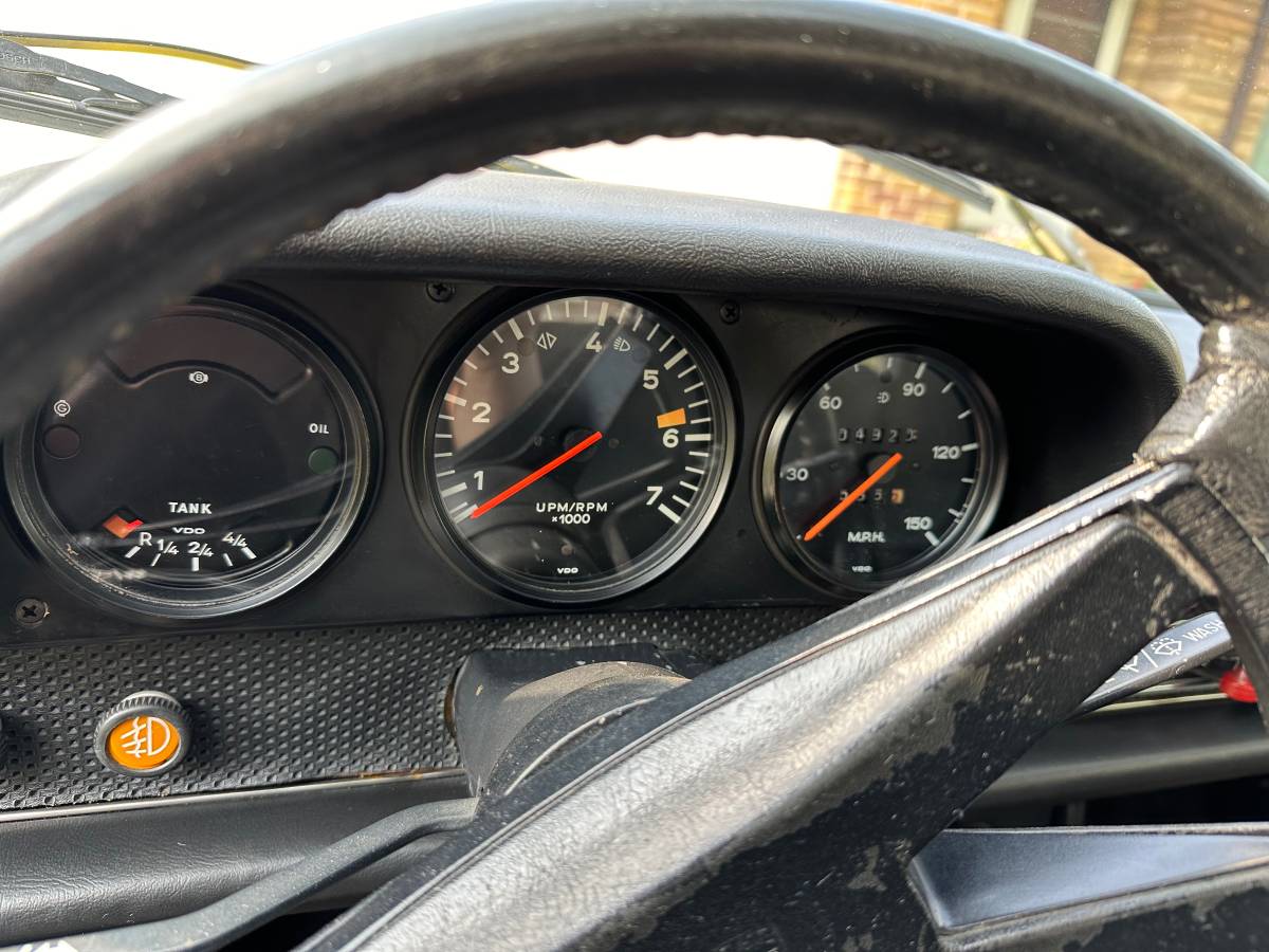 Porsche-914-1974-yellow-7918-7