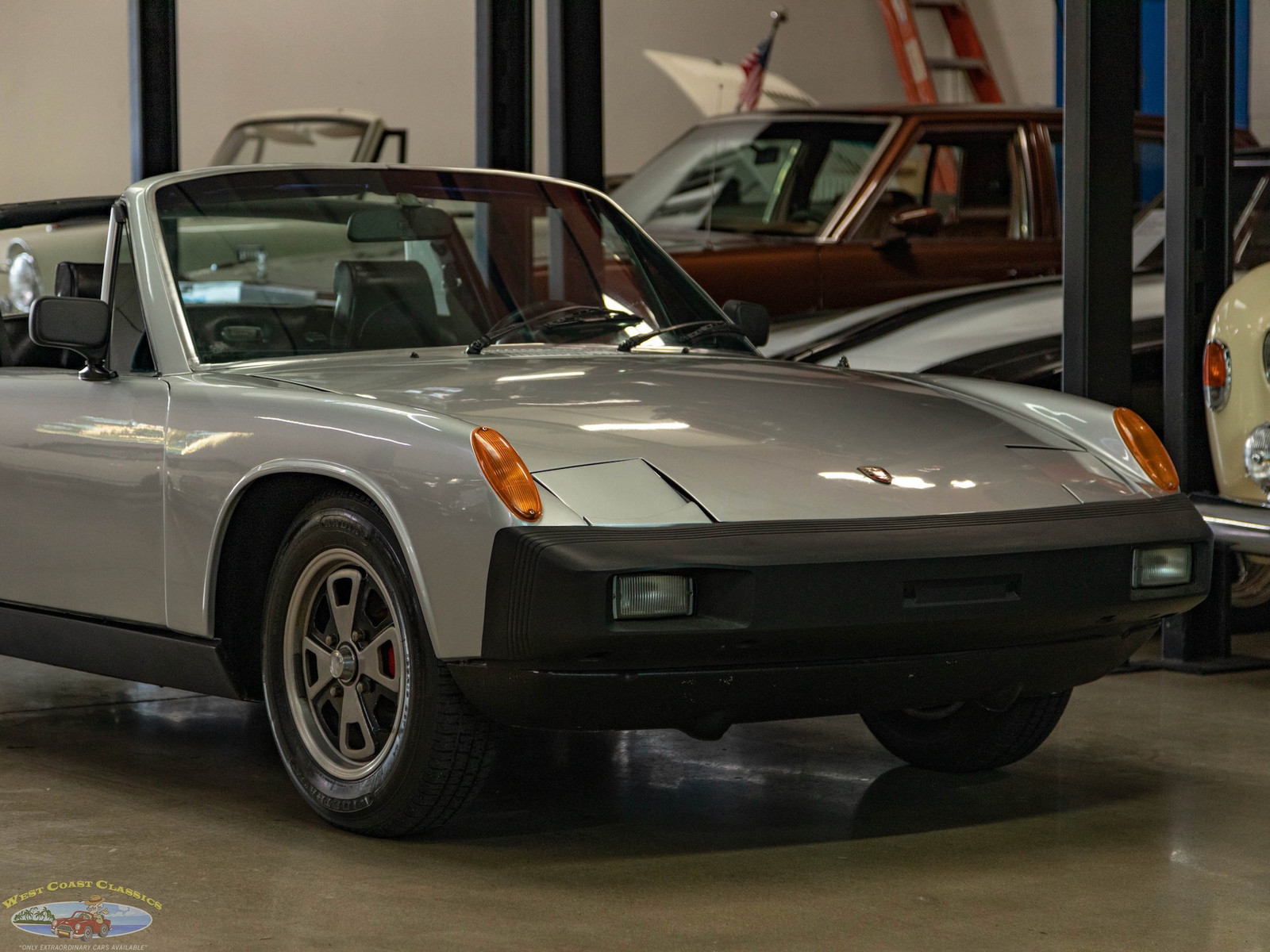 Porsche-914-2.0L-5-spd-Targa-Roadster-Cabriolet-1976-Silver-Black-17598-11