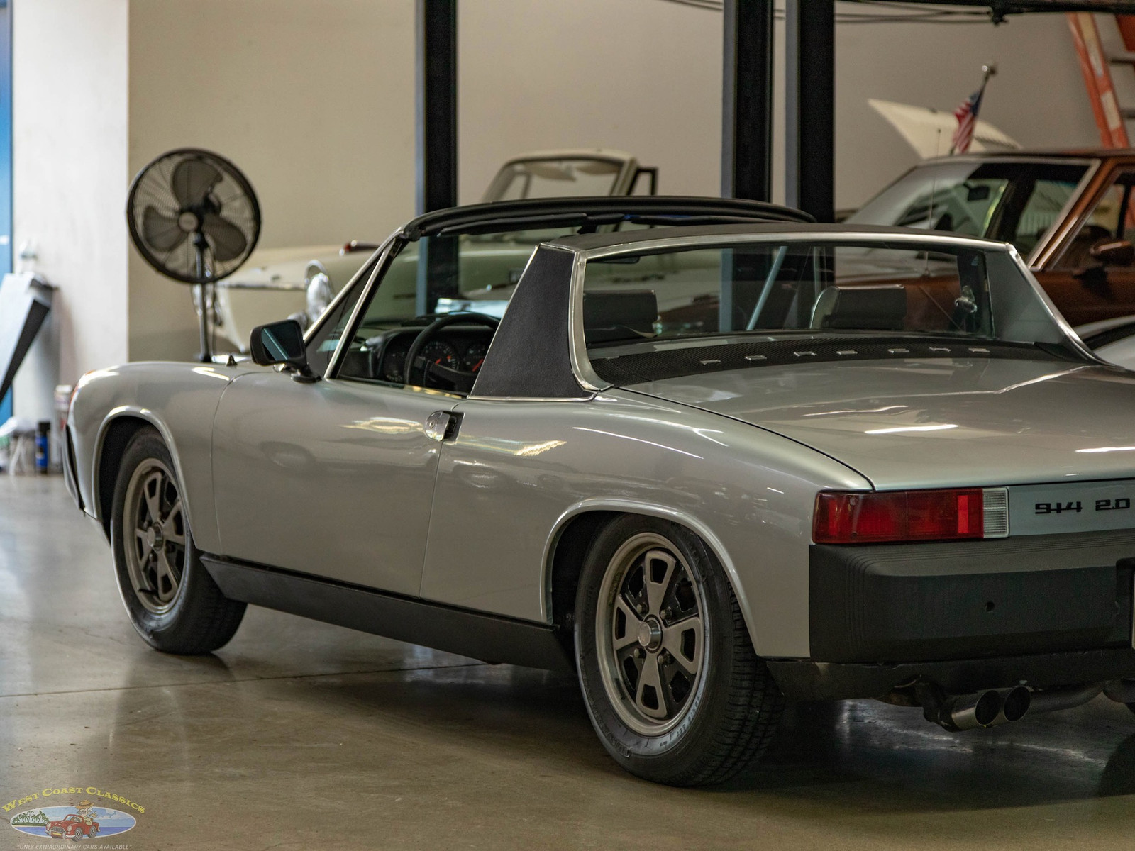 Porsche-914-2.0L-5-spd-Targa-Roadster-Cabriolet-1976-Silver-Black-17598-21