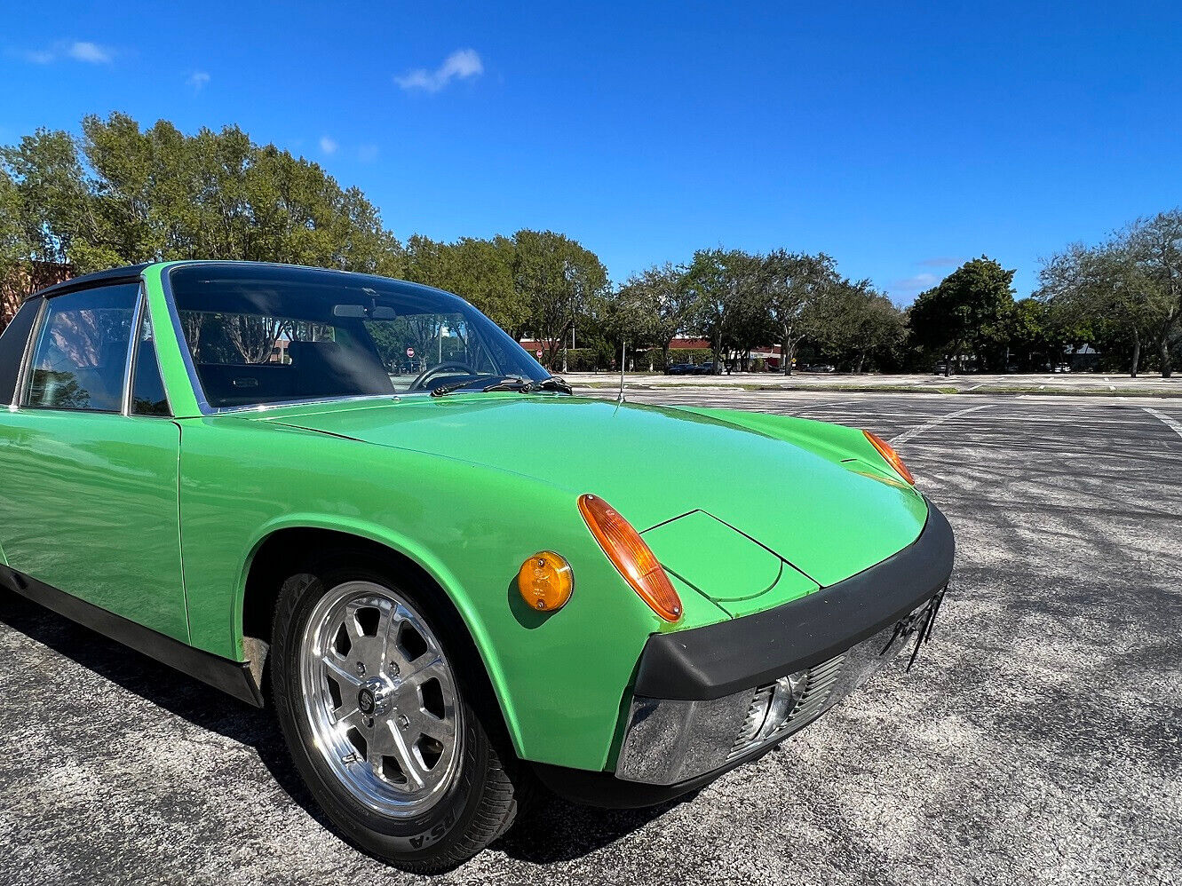 Porsche-914-Coupe-1971-Willow-Green-Black-109435-10