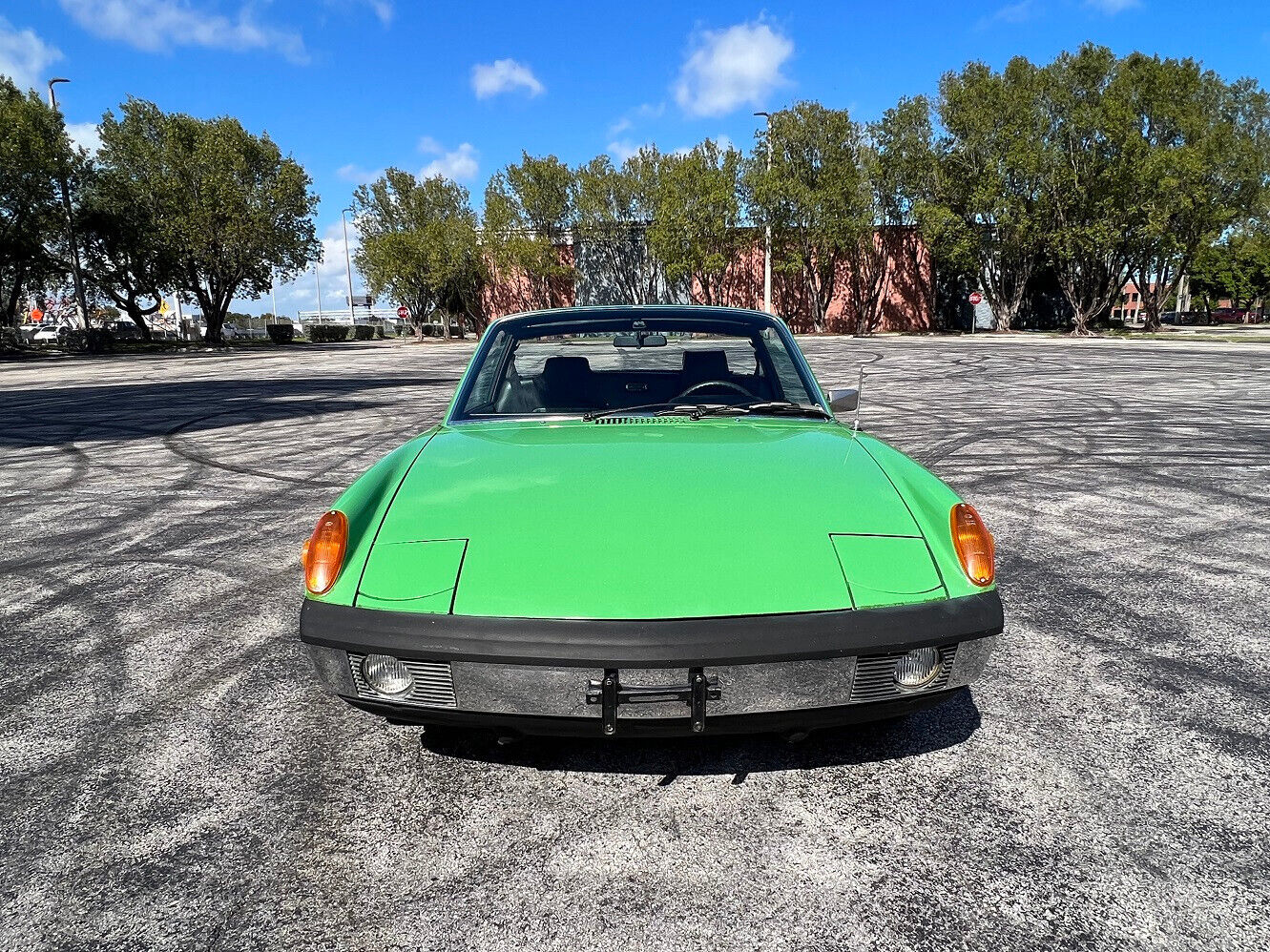 Porsche-914-Coupe-1971-Willow-Green-Black-109435-2