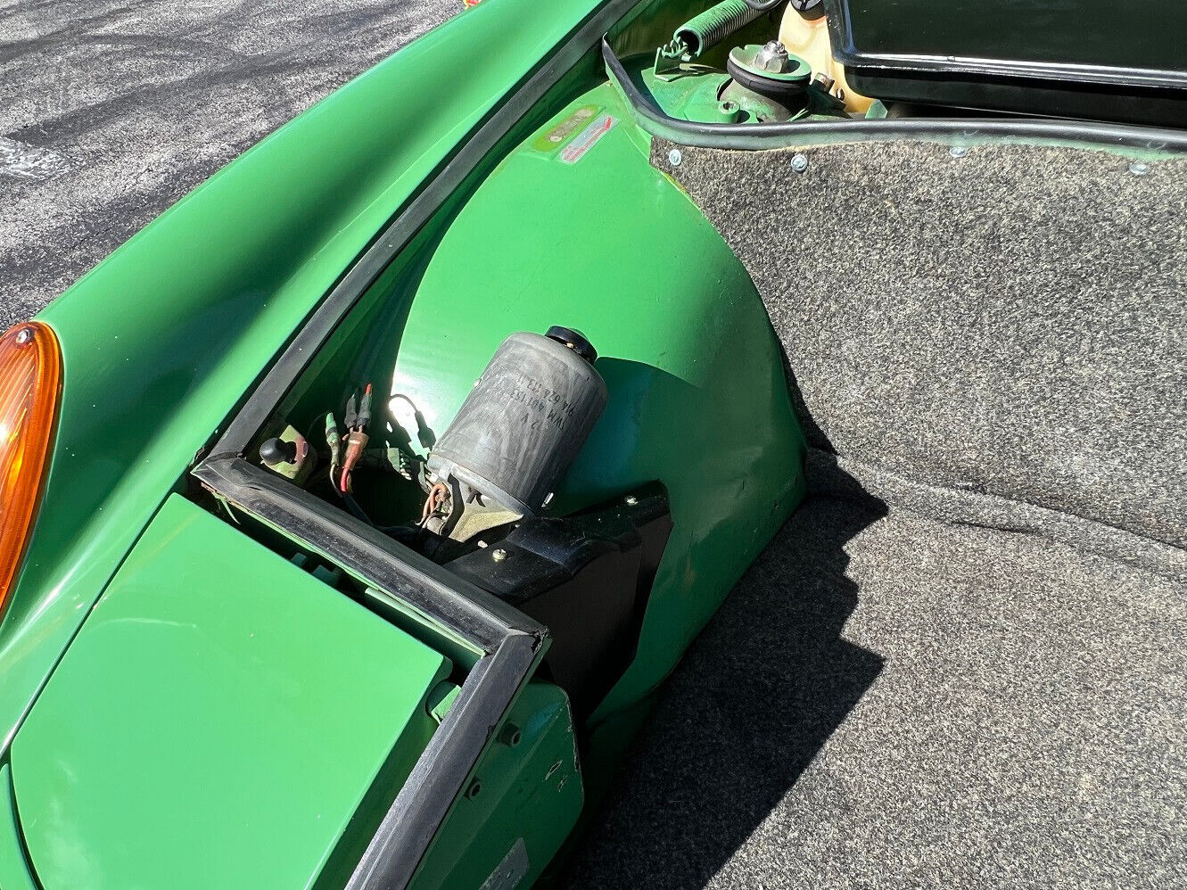 Porsche-914-Coupe-1971-Willow-Green-Black-109435-20