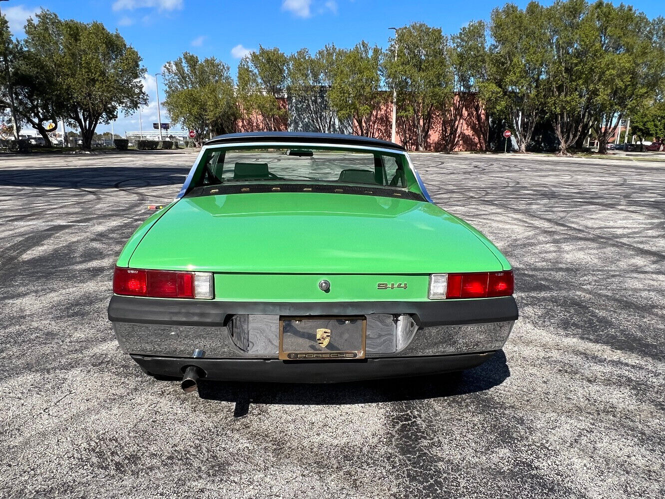 Porsche-914-Coupe-1971-Willow-Green-Black-109435-5