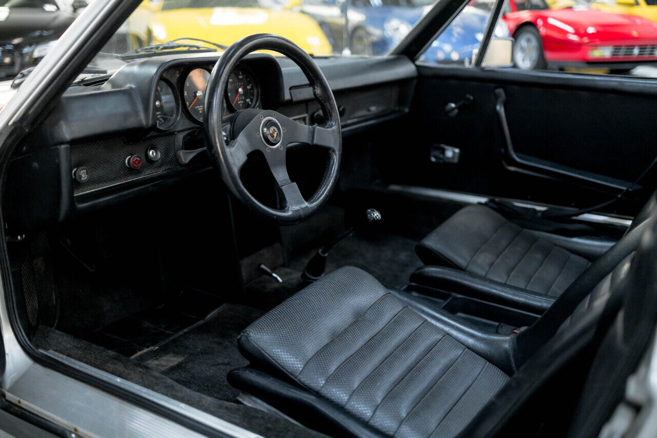 Porsche-9146-Cabriolet-1970-Silver-Black-1706-1