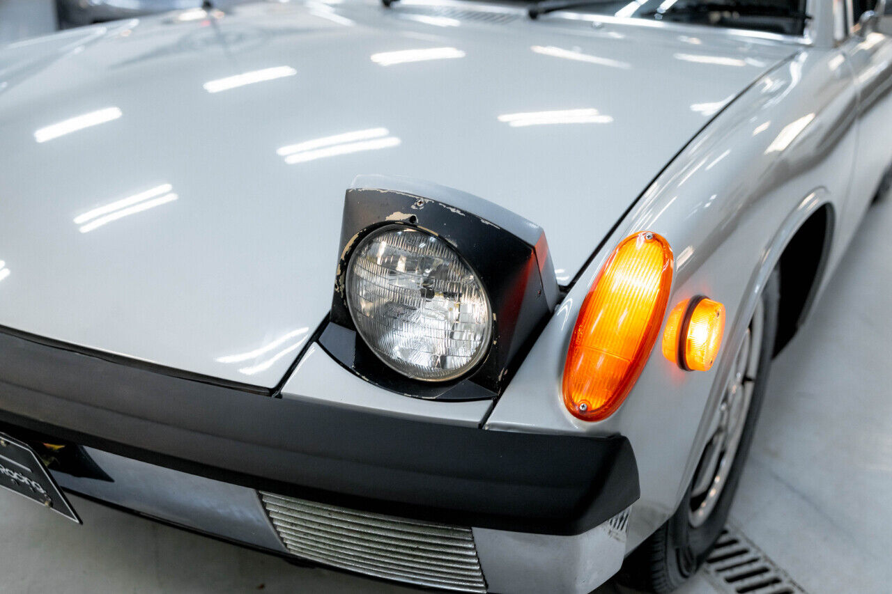 Porsche-9146-Cabriolet-1970-Silver-Black-1706-17