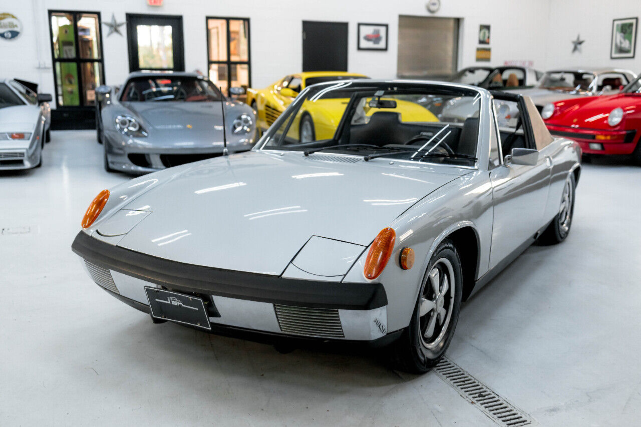 Porsche-9146-Cabriolet-1970-Silver-Black-1706-2