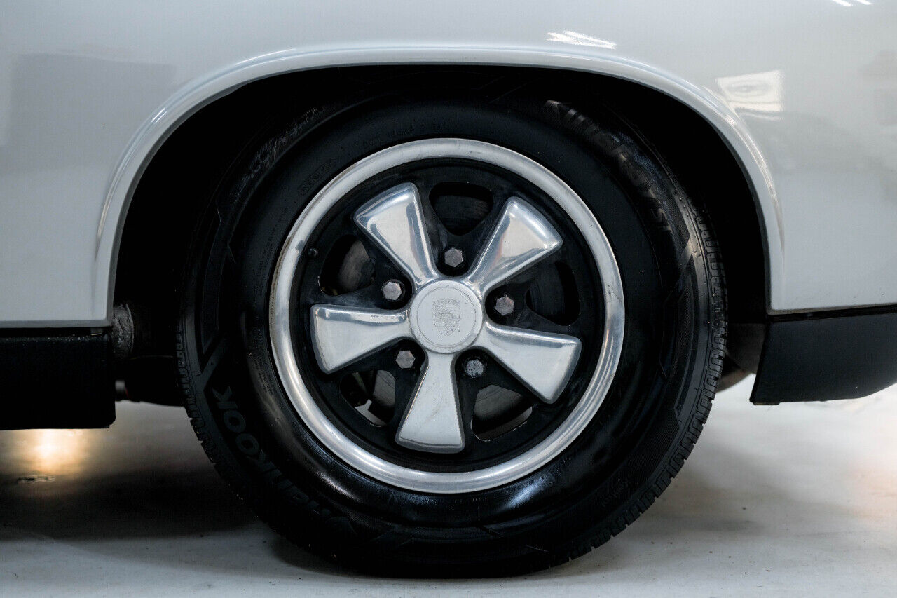 Porsche-9146-Cabriolet-1970-Silver-Black-1706-37