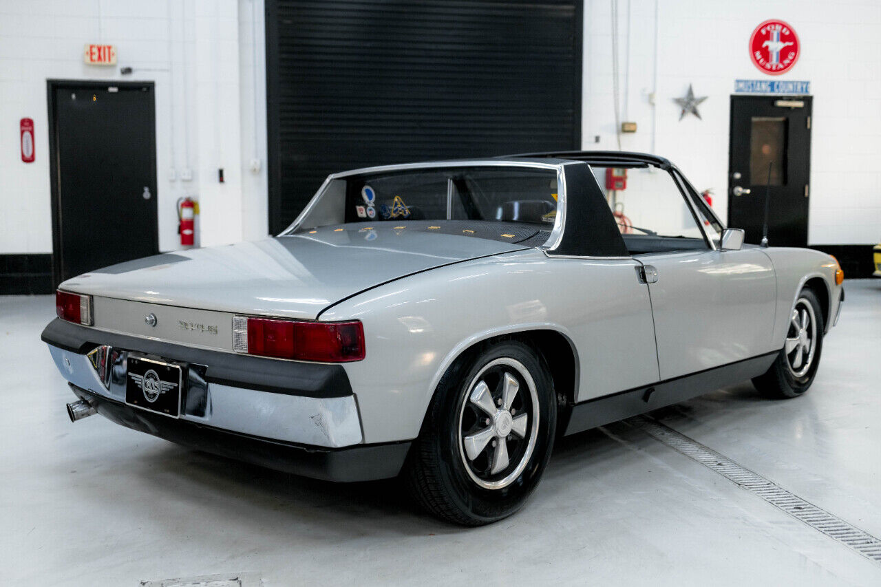 Porsche-9146-Cabriolet-1970-Silver-Black-1706-7