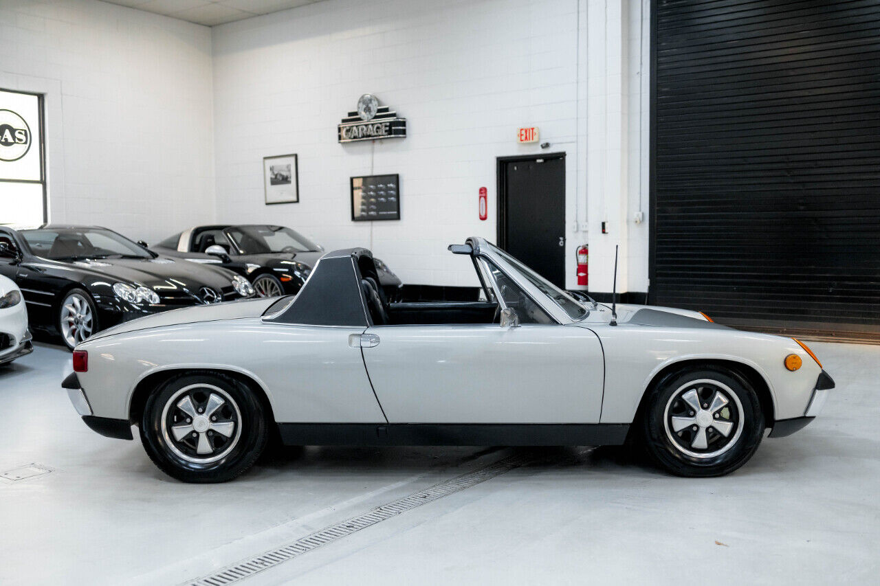 Porsche-9146-Cabriolet-1970-Silver-Black-1706-8