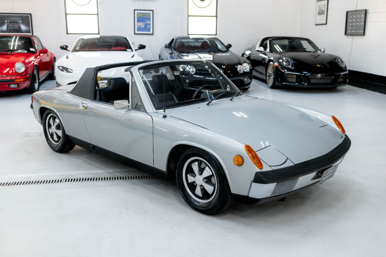 Porsche-9146-Cabriolet-1970-Silver-Black-1706-9