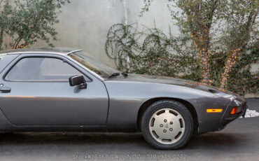 Porsche-928-1980-Gray-Other-Color-0-9