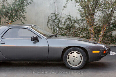 Porsche-928-1980-Gray-Other-Color-0-9