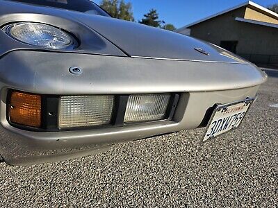 Porsche-928-1982-Grey-131966-21