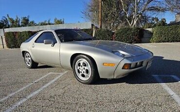 Porsche-928-1982-Grey-131966-23