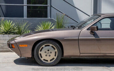 Porsche-928-1983-Brown-Other-Color-144822-11