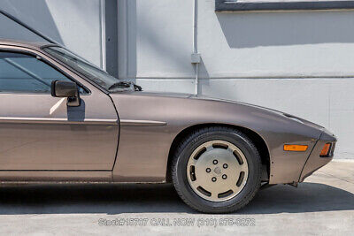 Porsche-928-1983-Brown-Other-Color-144822-9