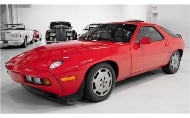 Porsche-928-Coupe-1983-Red-Beige-58221-1