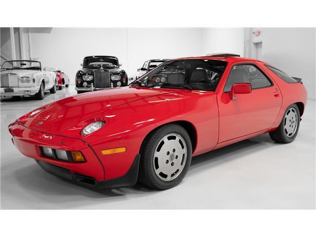 Porsche-928-Coupe-1983-Red-Beige-58221-1