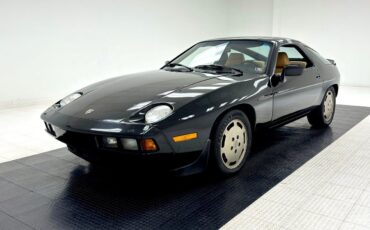 Porsche 928 Coupe 1984