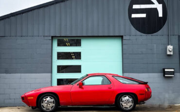 Porsche-928-Coupe-1986-Red-Black-146771-2