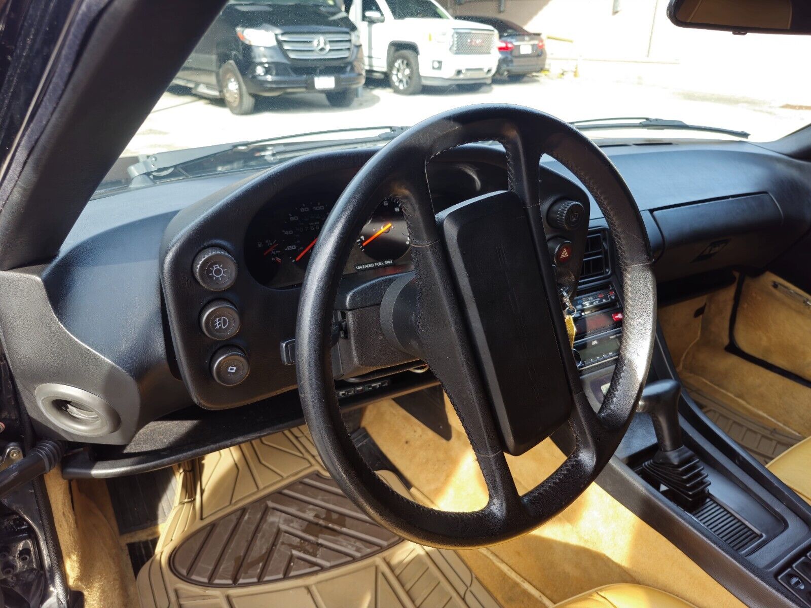 Porsche-928-Coupe-1988-Black-Tan-123366-23