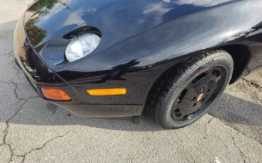 Porsche-928-Coupe-1988-Black-Tan-123366-30