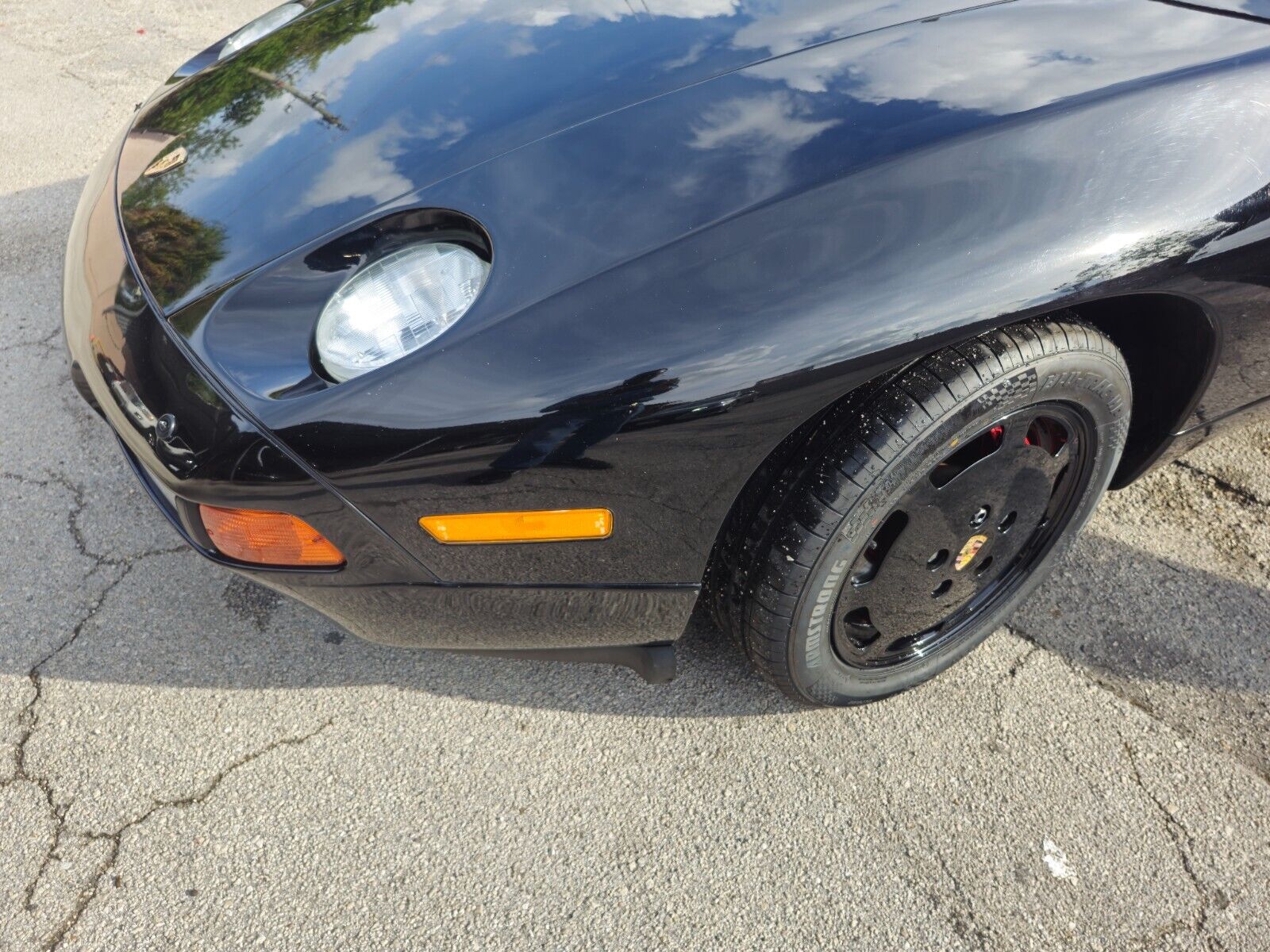 Porsche-928-Coupe-1988-Black-Tan-123366-30