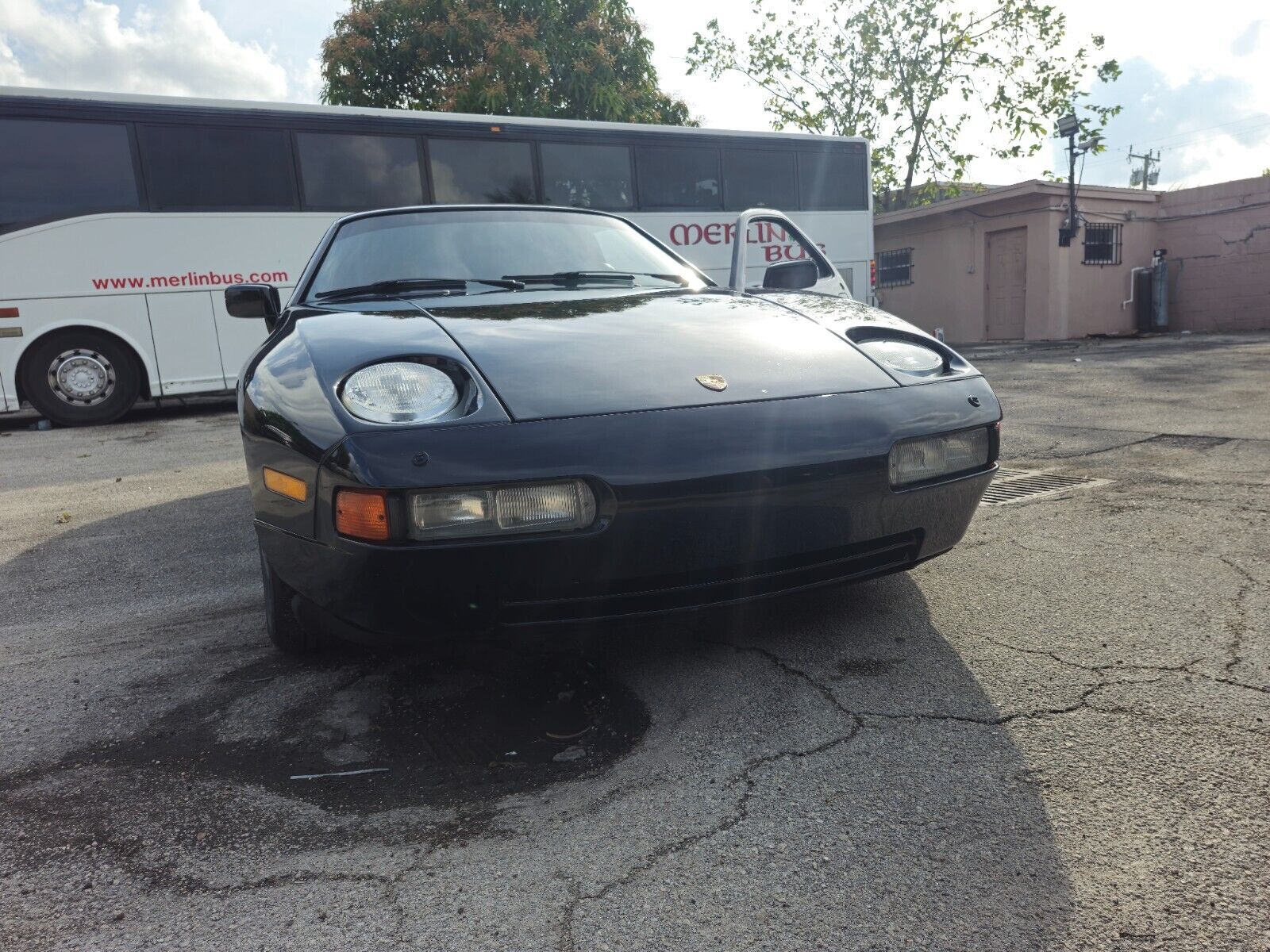 Porsche-928-Coupe-1988-Black-Tan-123366-32